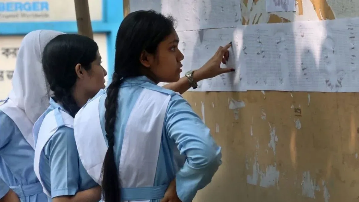 ১৯৯০ থেকে ২০২৫: এইচএসসির পাশের হার কেমন ছিল