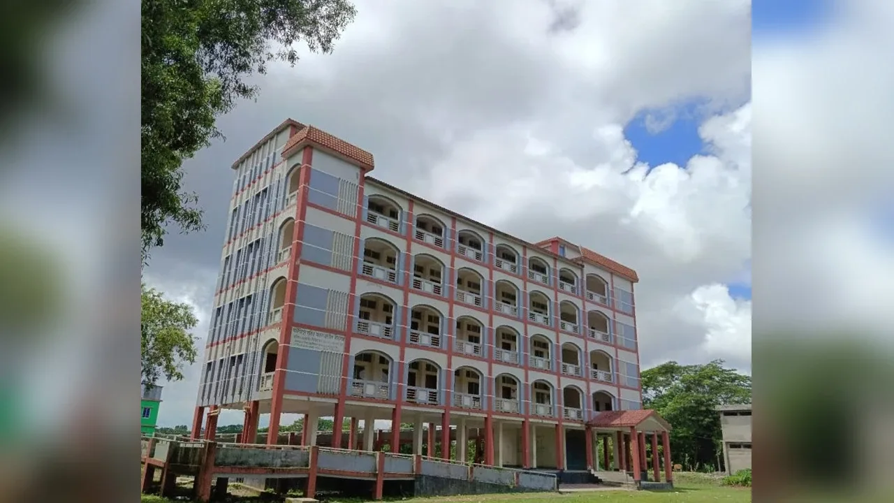 শিক্ষক একজন, পরীক্ষার্থীও একজন: পটুয়াখালীর কলেজে এইচএসসিতে পাসের হার শূন্য